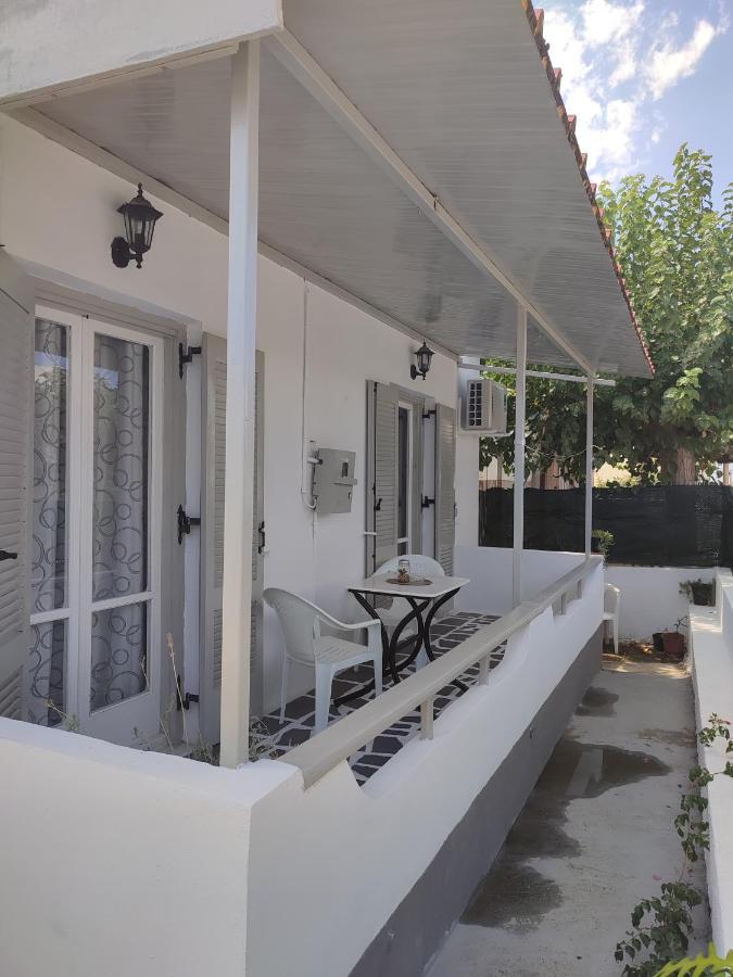 Victory'S House, 3Min Walk To Skala'S Sandy Beach Экстерьер фото